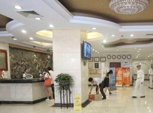 Vienna Hotel Chaoyang Nanning Exterior foto