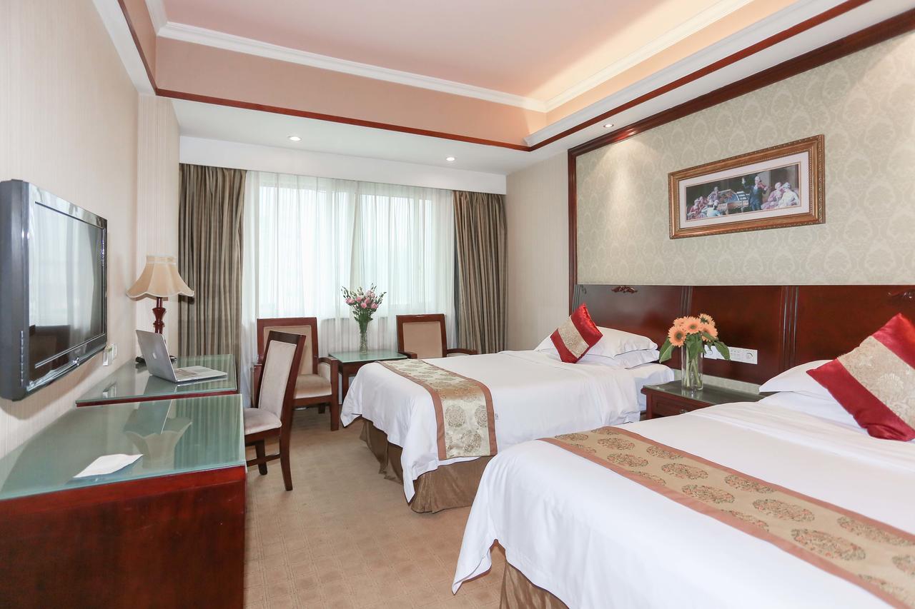 Vienna Hotel Chaoyang Nanning Exterior foto